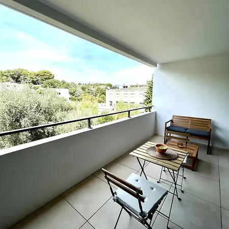 Rooftop Pool * Villeneuve-Loubet